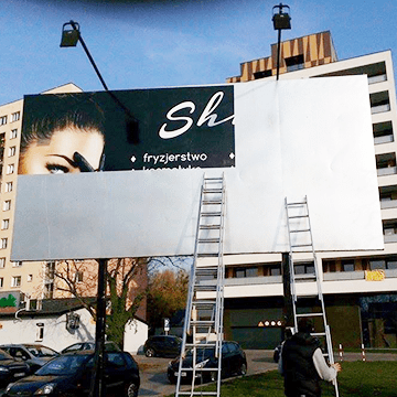 Wyklejanie billboardów